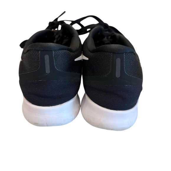 Nike Women’s Free Run RN Black White Running Shoes Size 11 - Picture 4 of 8